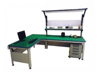 電子技術(shù)綜合實訓(xùn)臺